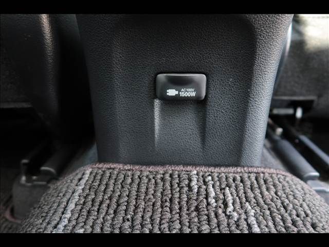 TOYOTA PRIUS 4WD 2016 Image 31