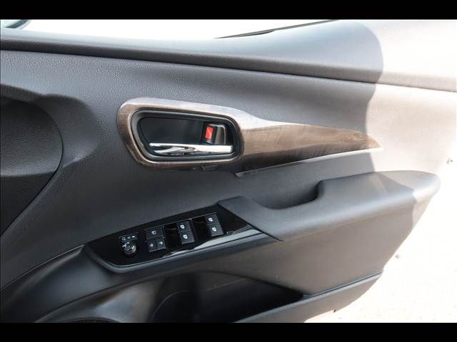 TOYOTA PRIUS 4WD 2016 Image 31