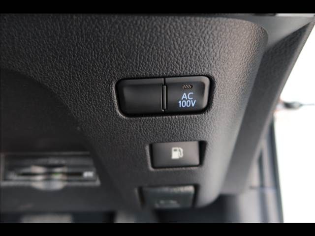 TOYOTA PRIUS 4WD 2016 Image 31