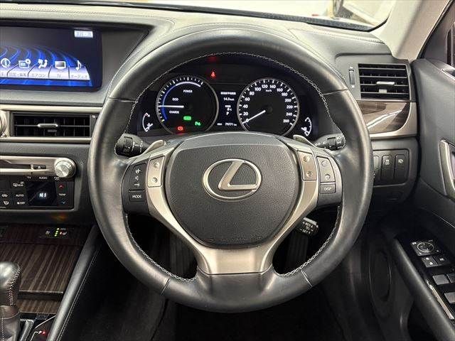 TOYOTA LEXUS GS300H 2013 Image 31