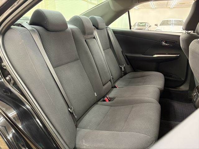 TOYOTA CAMRY HYBRID 2012 Image 31