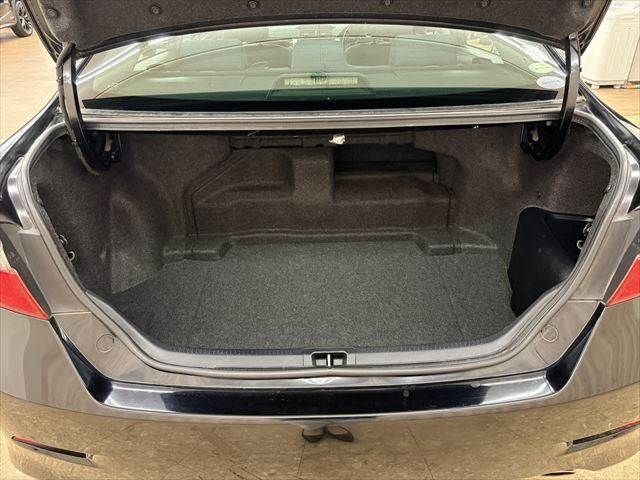 TOYOTA CAMRY HYBRID 2012 Image 31