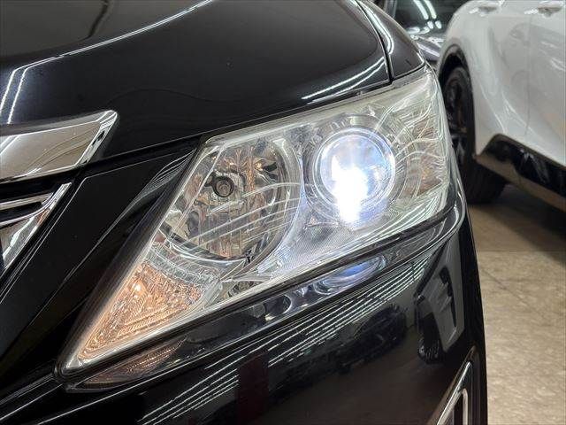TOYOTA CAMRY HYBRID 2012 Image 31