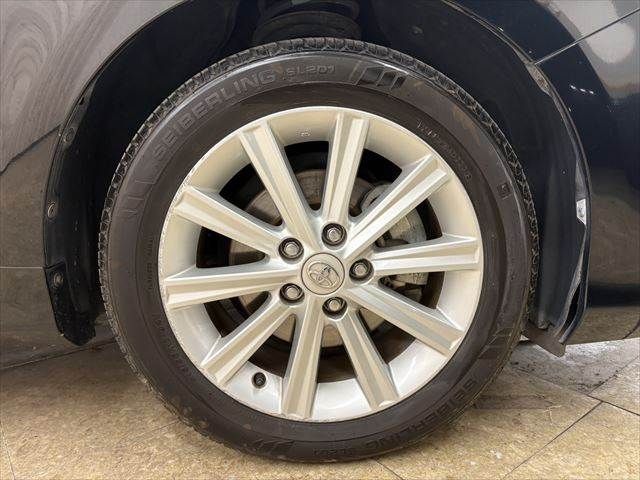 TOYOTA CAMRY HYBRID 2012 Image 31