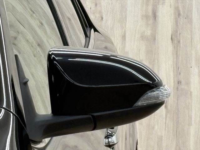 TOYOTA CAMRY HYBRID 2012 Image 31