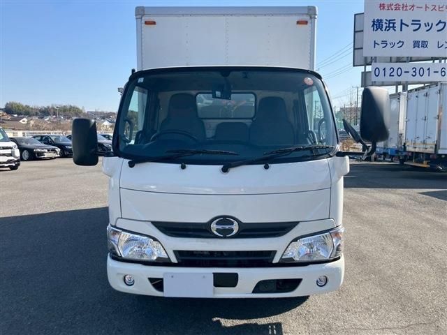 HINO DUTRO 2017 Image 31