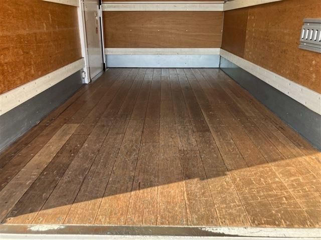 HINO DUTRO 2017 Image 31