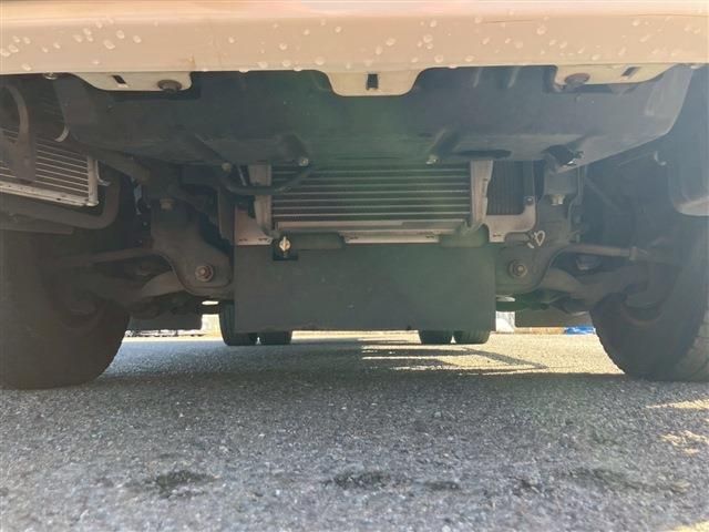 HINO DUTRO 2017 Image 31