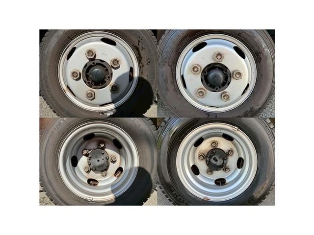 HINO DUTRO 2017 Image 31