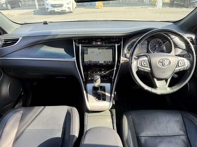 TOYOTA HARRIER HYBRID 2017 Image 31