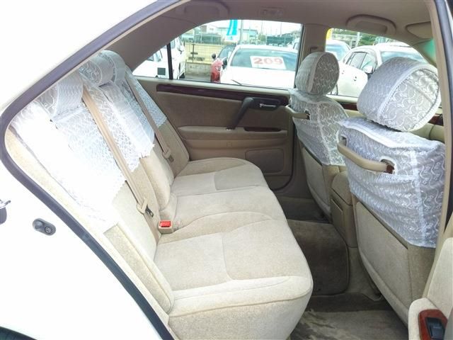 TOYOTA CROWN SEDAN 2003 Image 31