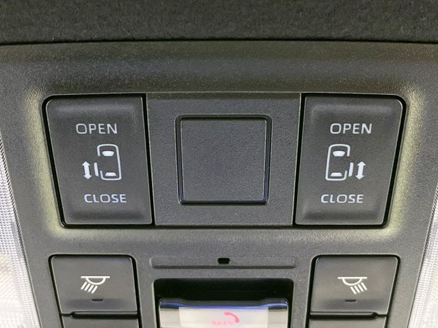 TOYOTA VOXY 4WD 2025 Image 31