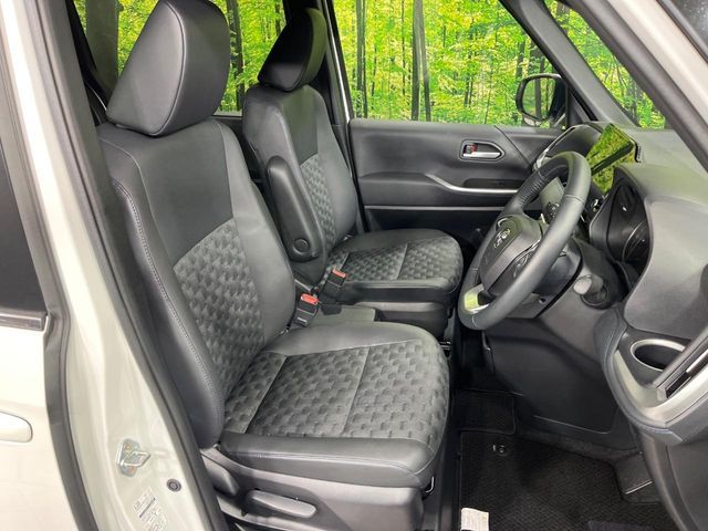 TOYOTA VOXY 4WD 2025 Image 31