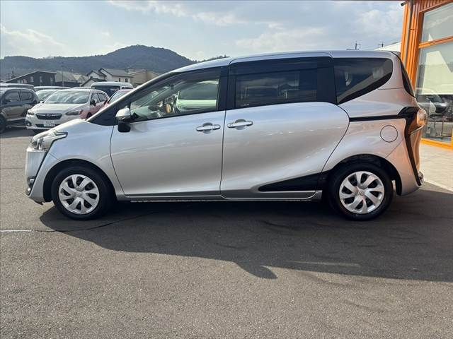 TOYOTA SIENTA 2017 Image 31