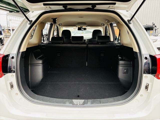 MITSUBISHI OUTLANDER PHEV 2016 Image 31