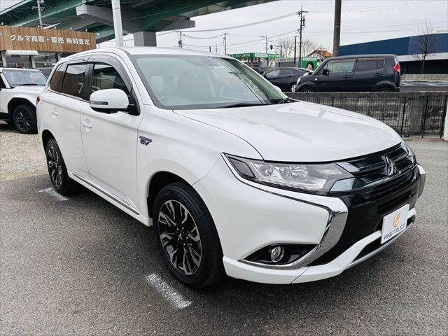 MITSUBISHI OUTLANDER PHEV 2016 Image 31
