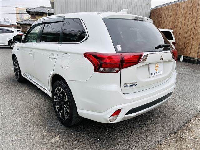 MITSUBISHI OUTLANDER PHEV 2016 Image 31
