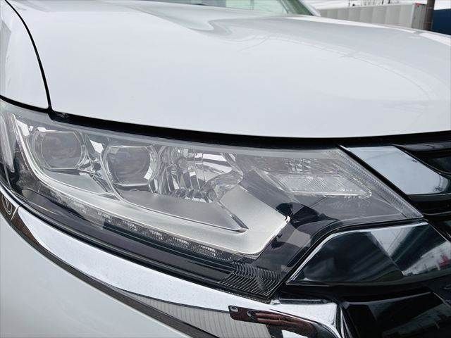 MITSUBISHI OUTLANDER PHEV 2016 Image 31