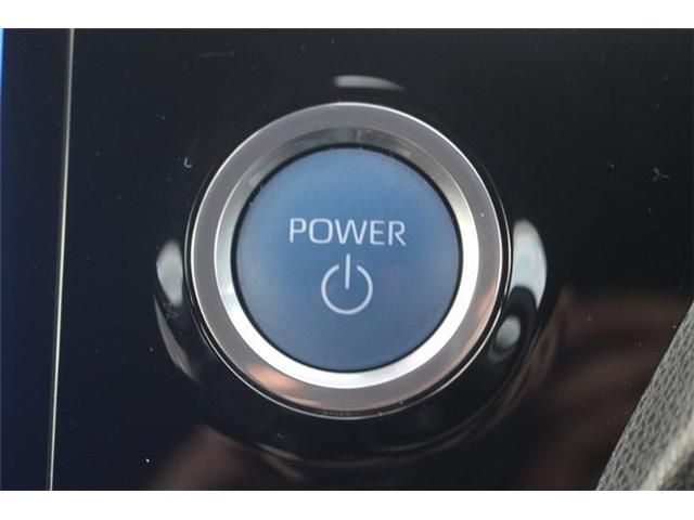 TOYOTA VOXY HYBRID 4WD 2022 Image 31