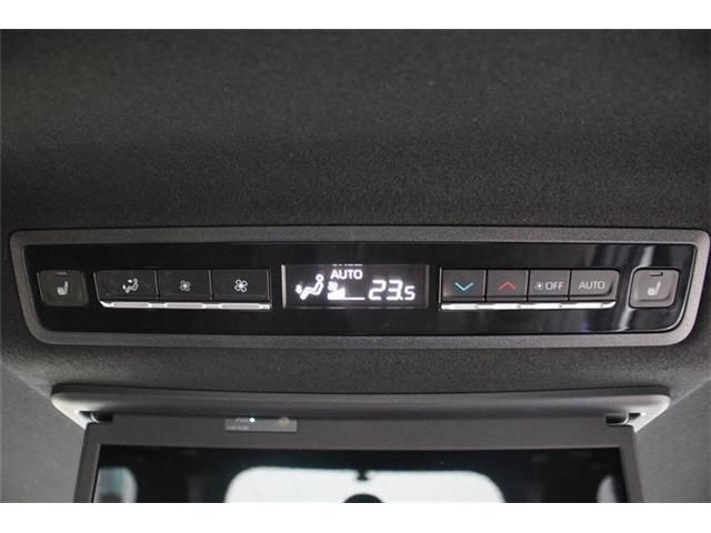 TOYOTA VOXY HYBRID 4WD 2022 Image 31