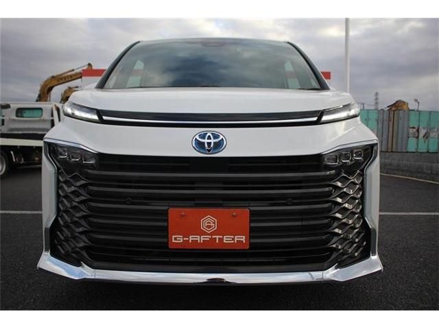 TOYOTA VOXY HYBRID 4WD 2022 Image 31