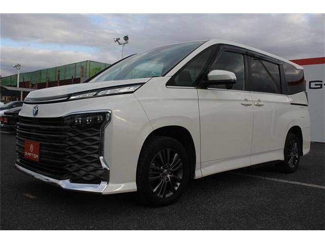 TOYOTA VOXY HYBRID 4WD 2022 Image 31