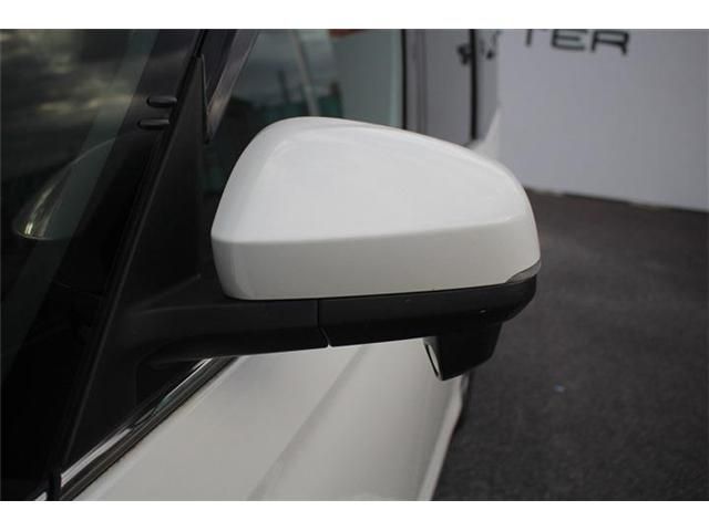 TOYOTA VOXY HYBRID 4WD 2022 Image 31