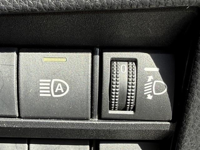 TOYOTA NOAH 2022 Image 31