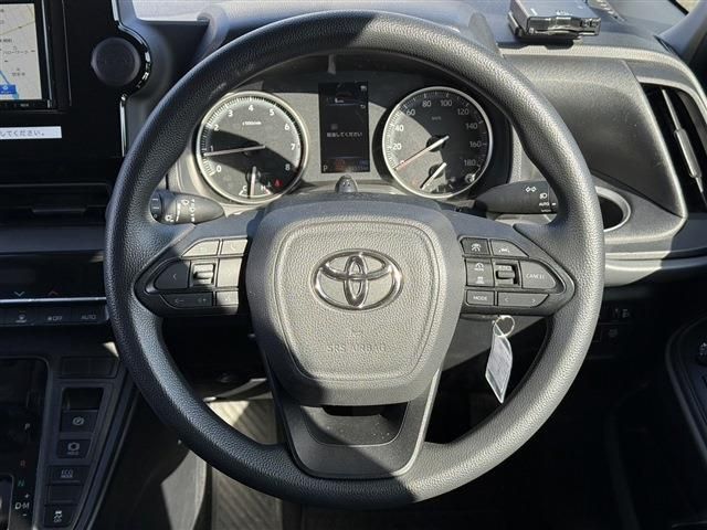 TOYOTA NOAH 2022 Image 31