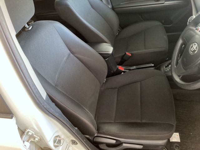 TOYOTA COROLLA AXIO 2020 Image 31