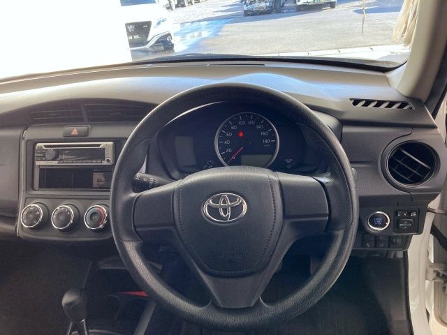 TOYOTA COROLLA AXIO 2020 Image 31