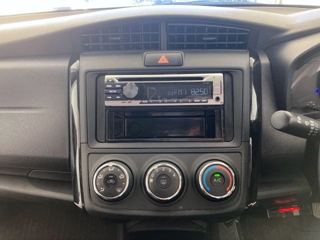 TOYOTA COROLLA AXIO 2020 Image 31