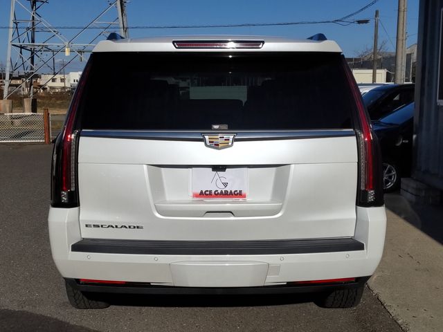 CADILLAC ESCALADE 2017 Image 31