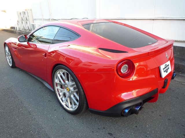 FERRARI F12 2013 Image 31