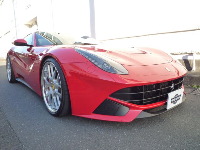 FERRARI F12 2013 Image 31