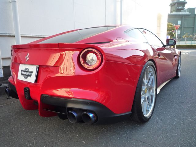 FERRARI F12 2013 Image 31