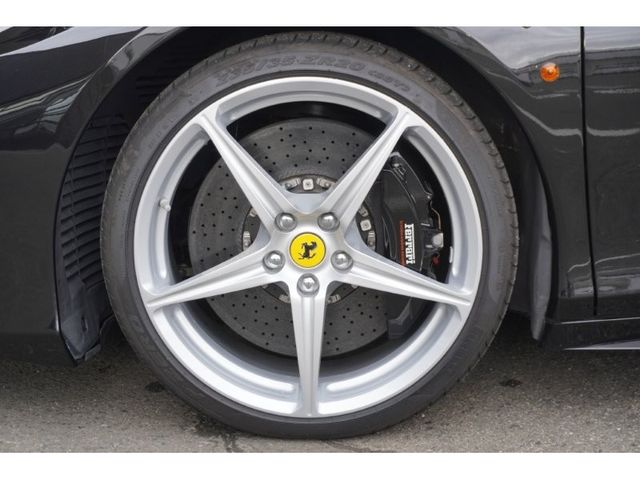 FERRARI 458 ITALIA 2010 Image 31