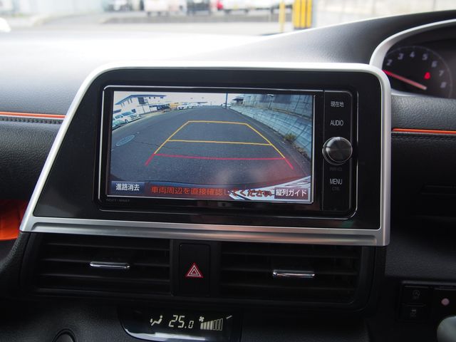 TOYOTA SIENTA 2018 Image 31