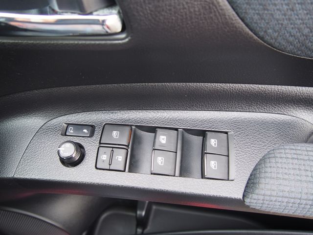 TOYOTA SIENTA 2018 Image 31