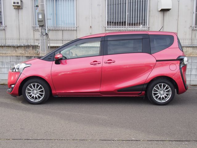 TOYOTA SIENTA 2018 Image 31