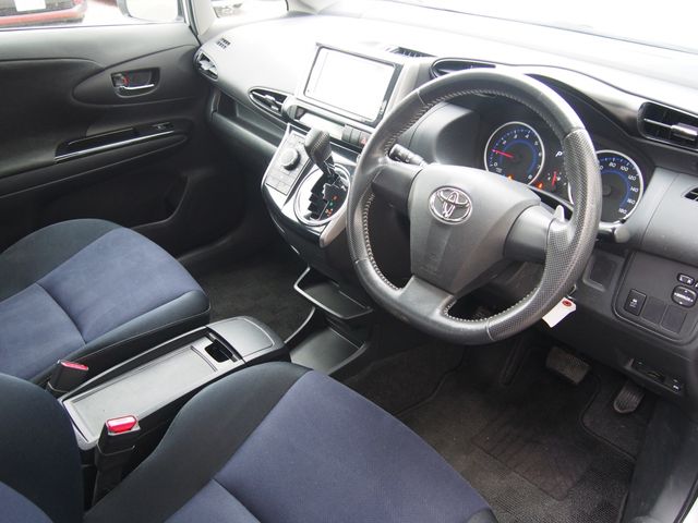 TOYOTA WISH 2013 Image 31