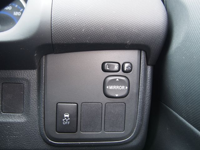 TOYOTA WISH 2013 Image 31