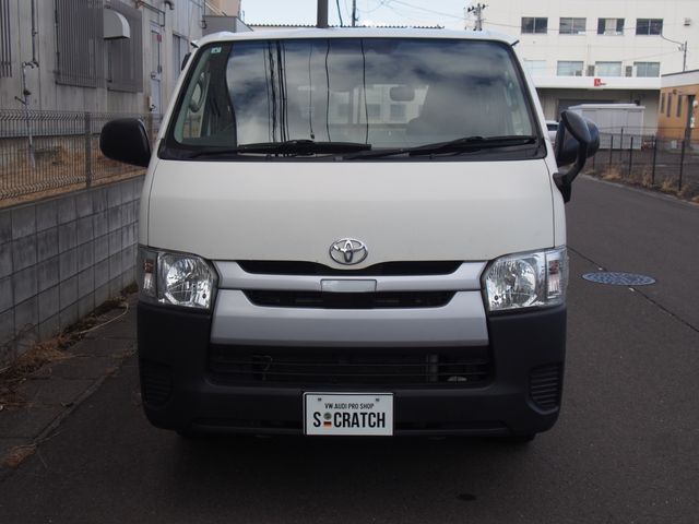 TOYOTA HIACE VAN 4WD 2019 Image 31