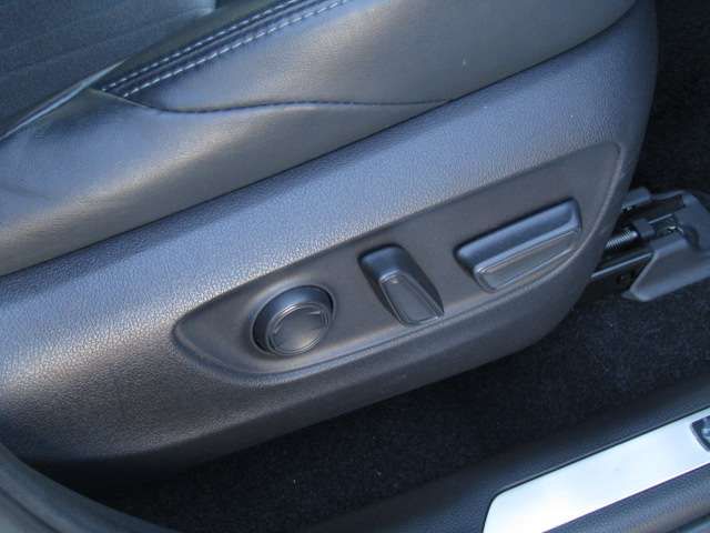 TOYOTA HARRIER 2WD 2022 Image 31