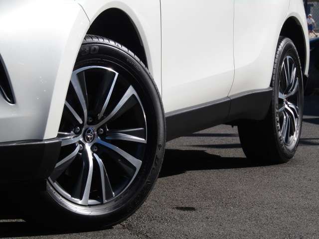 TOYOTA HARRIER 2WD 2022 Image 31