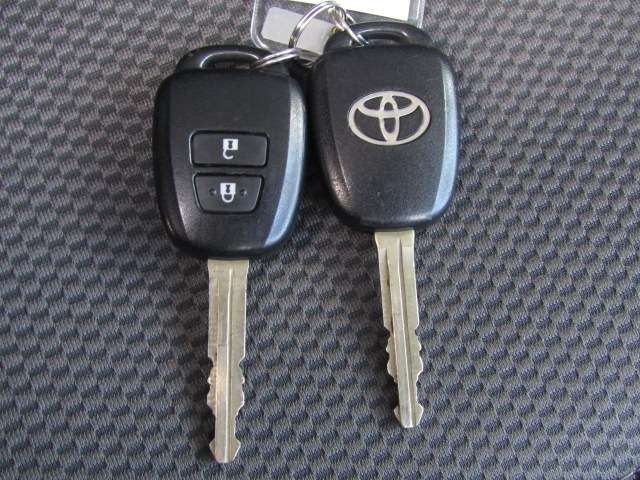 TOYOTA HIACE VAN 4WD 2017 Image 31