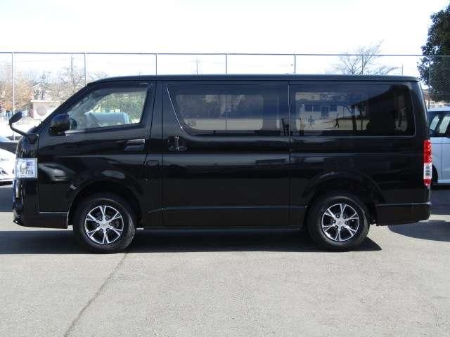 TOYOTA HIACE VAN 4WD 2017 Image 31