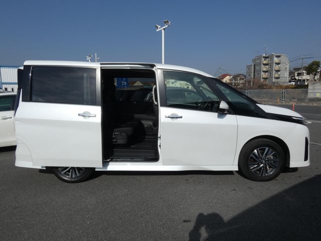 NISSAN SERENA  WG 2023 Image 31