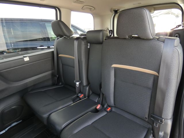 NISSAN SERENA  WG 2025 Image 31