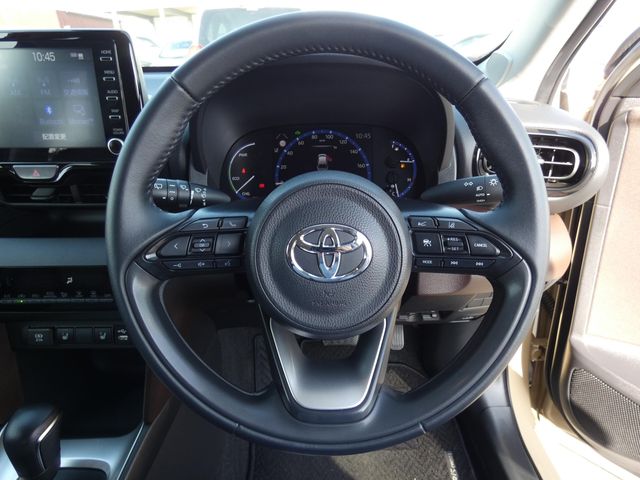 TOYOTA YARIS CROSS HYBRID 2022 Image 31